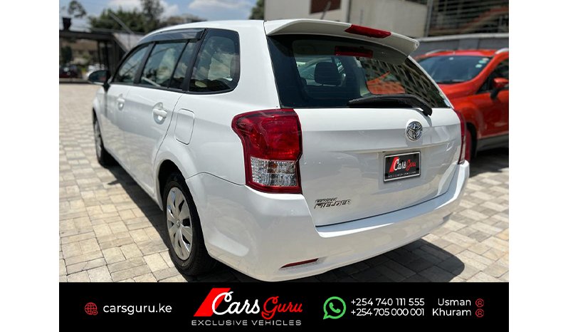  Toyota Fielder 2015