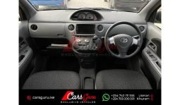 Toyota Sienta 2015 full