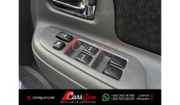 Toyota Sienta 2015 full