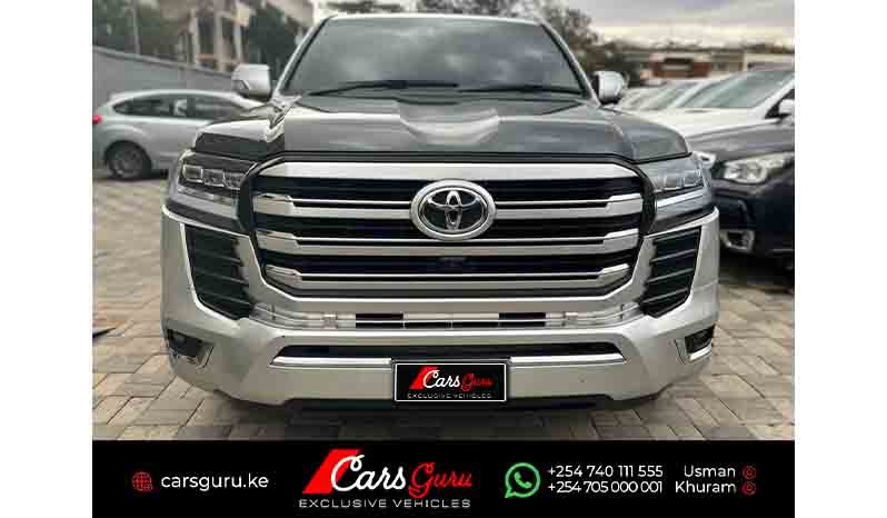Toyota Land Cruiser V8 2014