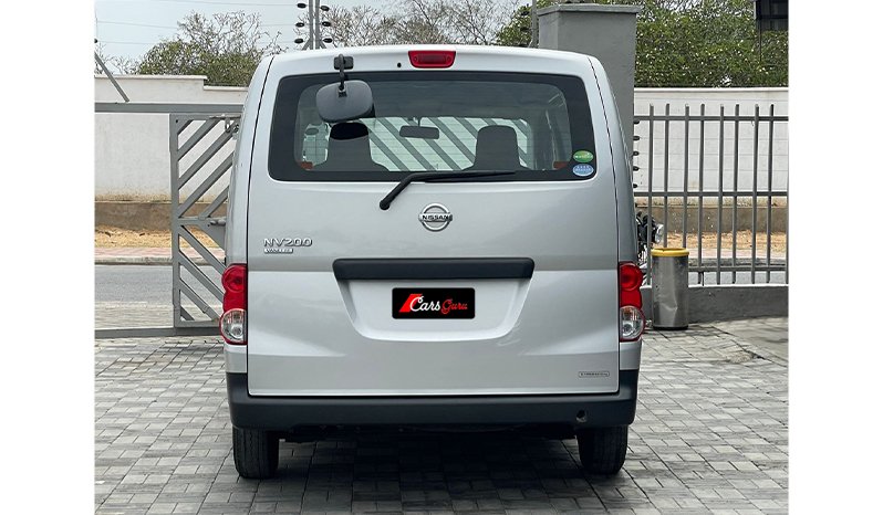 Nissan NV200 2015