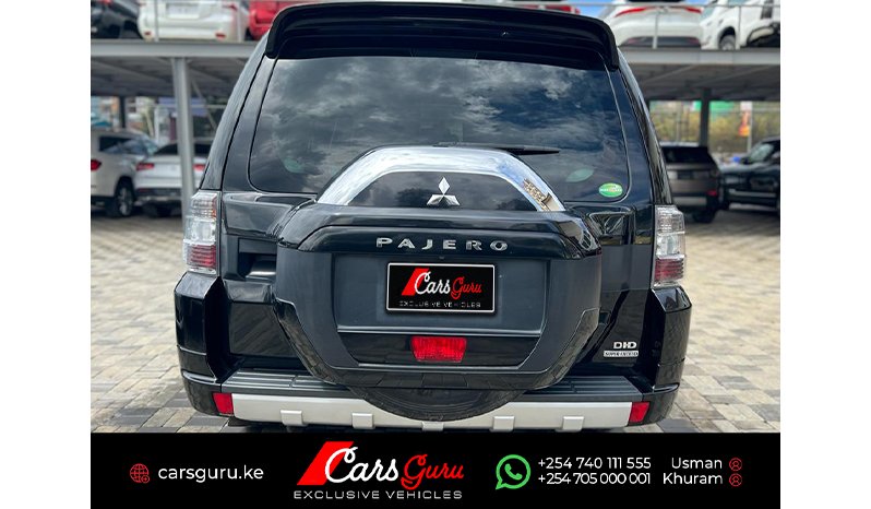 Mitsubishi Pajero 2015