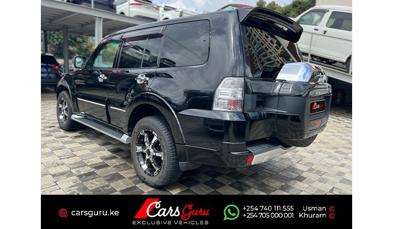 Mitsubishi Pajero 2015