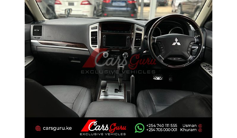 Mitsubishi Pajero 2015