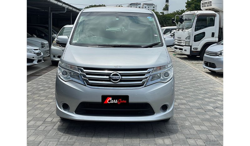 NISSAN SERENA 2015