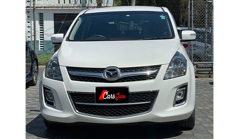 Mazda MPV 2015