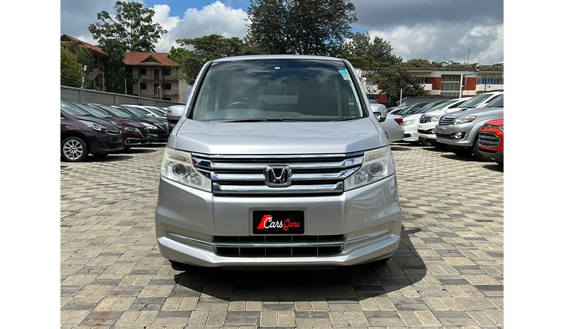 HONDA STEP-WAGON 2015