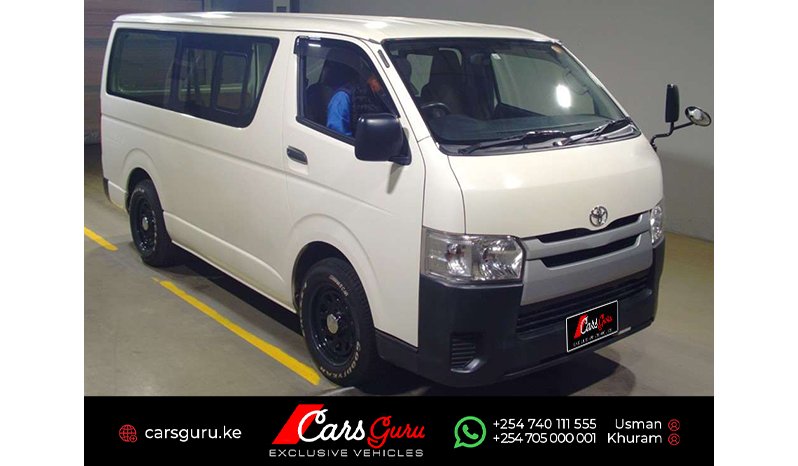 TOYOTA HIACE VAN 2015