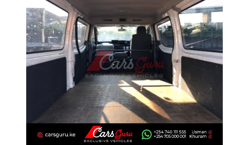 TOYOTA CARAVAN VAN 2015