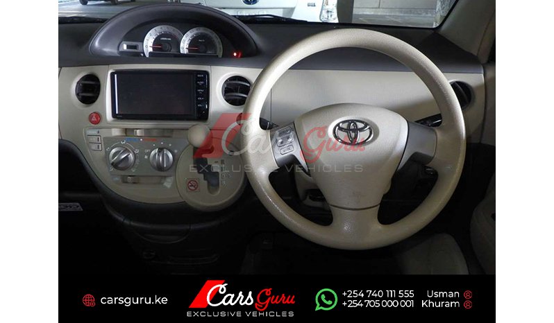 Toyota SIENTA 2015