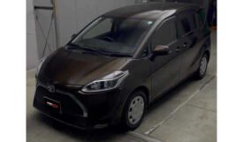 Toyota Sienta 2019