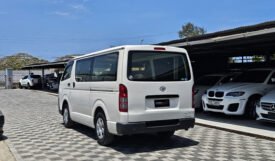 Toyota Hiace 2017