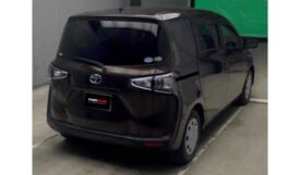 Toyota Sienta 2019