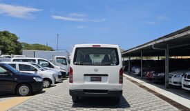 Toyota Hiace 2017