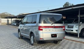 Mitsubishi Delica 2018