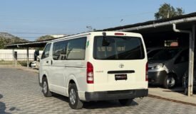 Toyota Hiace 2018