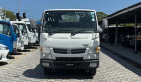 Nissan Atlas NT450 2018