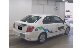 Toyota Corolla Axio 2018