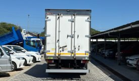 Isuzu Freezer ELF 2018