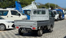 
Suzuki Carry 2019 full									