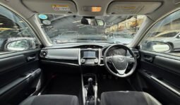 
Toyota Corolla Fielder 2018 full									