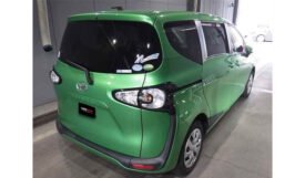 Toyota Sienta 2018