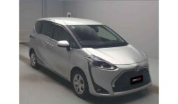 Toyota Sienta 2019
