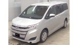 
Toyota Noah 2018 full									