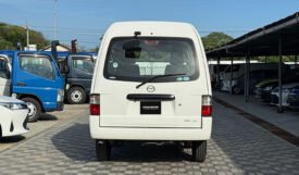 Mazda Bongo 2019