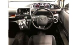 
Toyota Sienta 2019 full									