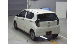 
Daihatsu Mira es 2018 full									