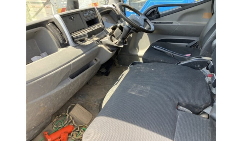 
Mitsubishi Canter 2018 full									