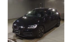 
Volvo V40 2018 full									
