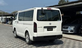 Toyota Hiace 2018