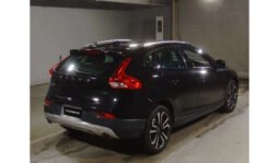 
Volvo V40 2018 full									
