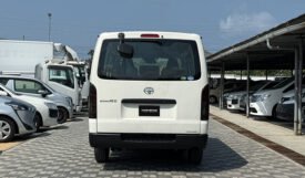 Toyota Hiace 2018