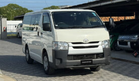 Toyota Hiace 2018