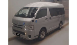 
Toyota Regius 2018 full									