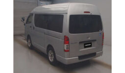 
Toyota Regius 2018 full									