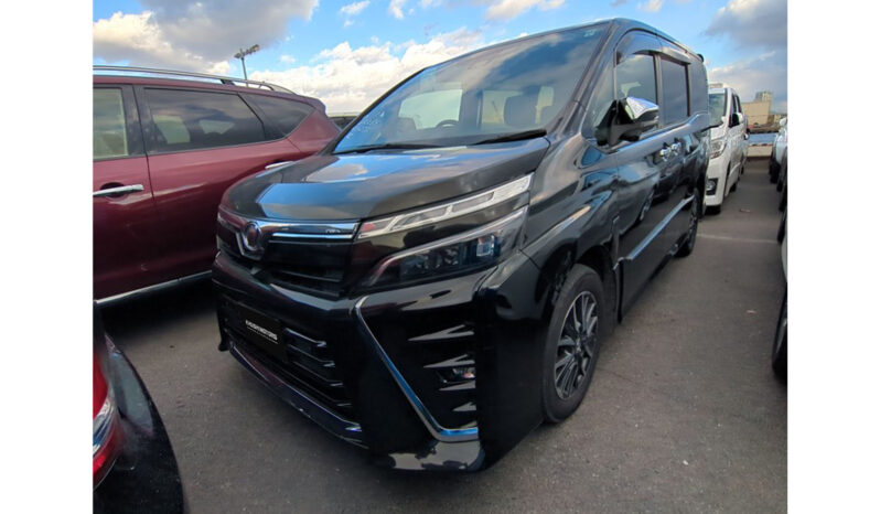 
Toyota Voxy 2019 full									