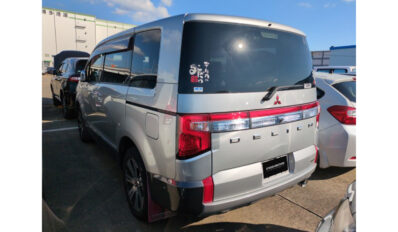 Mitsubishi Delica 2019