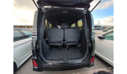 
Toyota Voxy 2019 full									